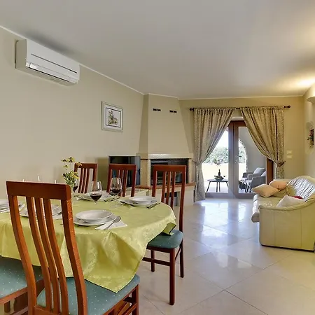 Villa Beram