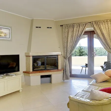 בית נופש Villa Beram