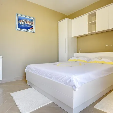 Villa Beram