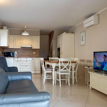 בית נופש Villa Beram Beram